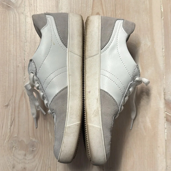 Naturalizer sneaker - Picture 3 of 7